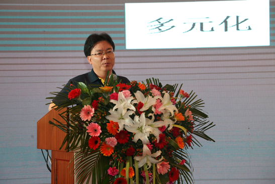 達(dá)內(nèi)時(shí)代科技集團(tuán)CEO韓少云先生做主題為“互聯(lián)網(wǎng)+”時(shí)代<a style='color:blue' href='http://www.qqfbm.cn/'>達(dá)內(nèi)教育</a>發(fā)展戰(zhàn)略