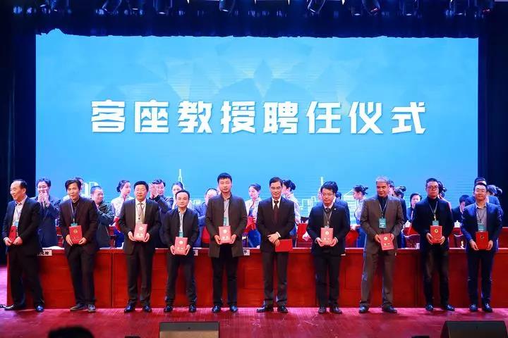 達內(nèi)與浙江廣廈建設職業(yè)技術學院攜手簽約，共建達內(nèi)學院