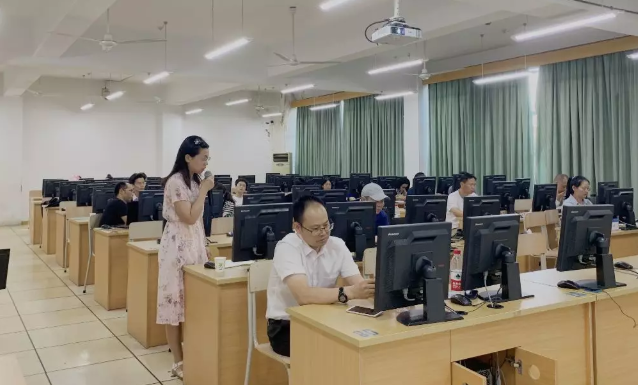 “AI+智能學(xué)習(xí)”共建人工智能學(xué)院項(xiàng)目教師賦能培訓(xùn)會(huì)杭州站圓滿結(jié)束！
