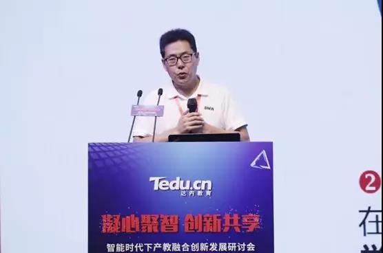 信息技術(shù)新工科產(chǎn)學(xué)研聯(lián)盟副秘書(shū)長(zhǎng)/哈爾濱工業(yè)大學(xué)(威海)教務(wù)處副處長(zhǎng)張策