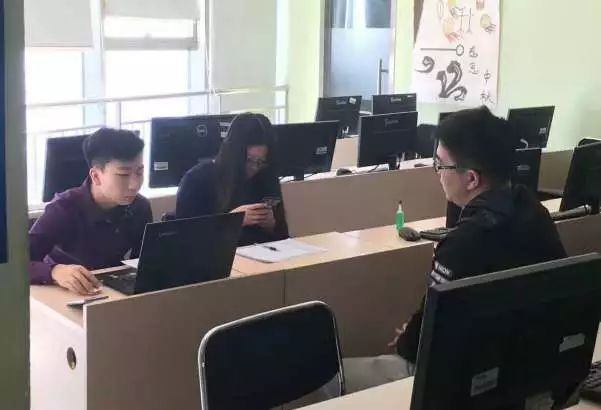 編程軟件哪個(gè)好？